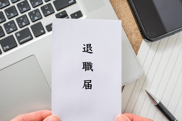 運送業界の人手不足を解決する方法とは？｜業務の属人化によるリスク・対策を解説